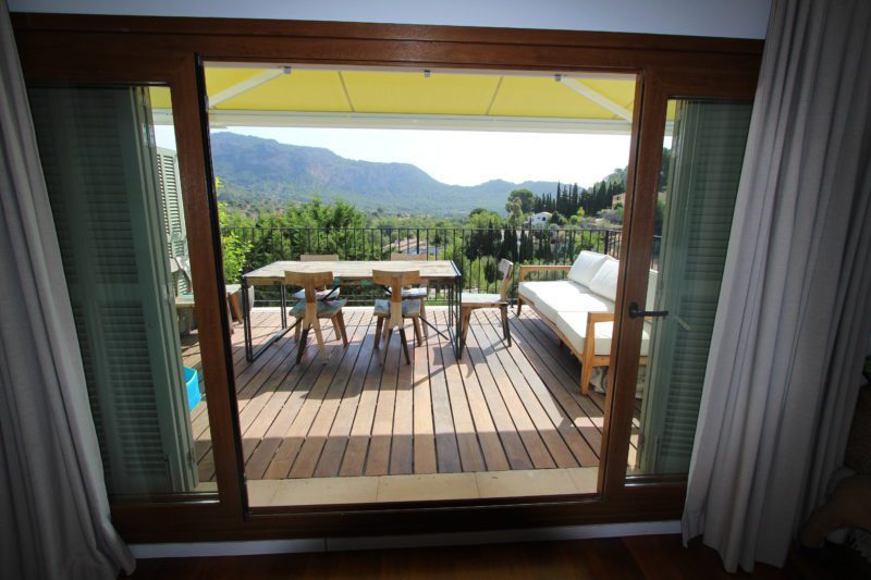 Villa for sale in Puigpunyent