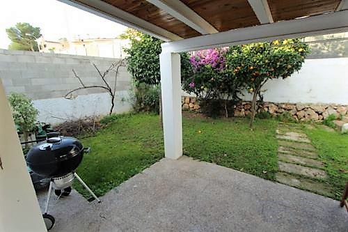 Attached house in Bendinat with private garden