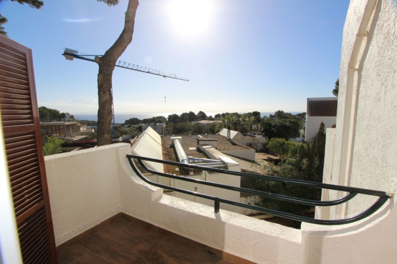 Attached house in Sol de Mallorca with stunning view